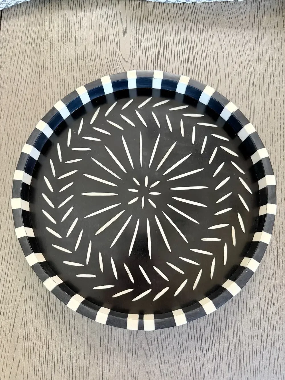 Crate & Barrel Osk Round Bone Inlay Bar Tray Black White Sunburst 14.5” India